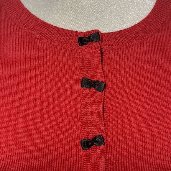 Lord & Taylor red merino sweater black bow small s - Picture 2 of 10